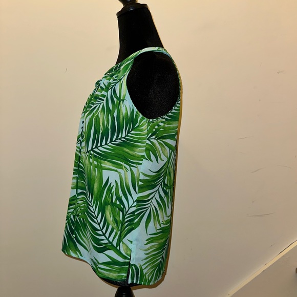 Veronica M Green Leaf Print Tank Top - Picture 4 of 8